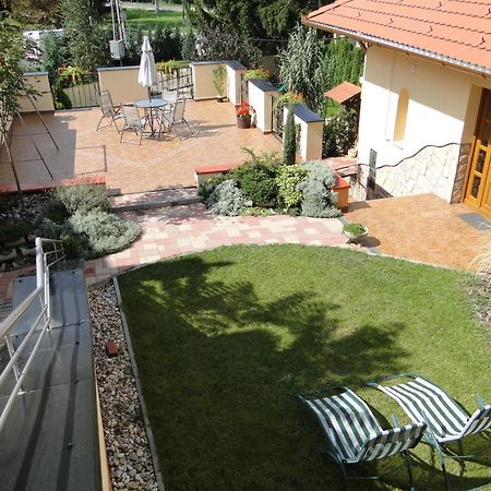 Janus Apartman Sárvár Extérieur photo