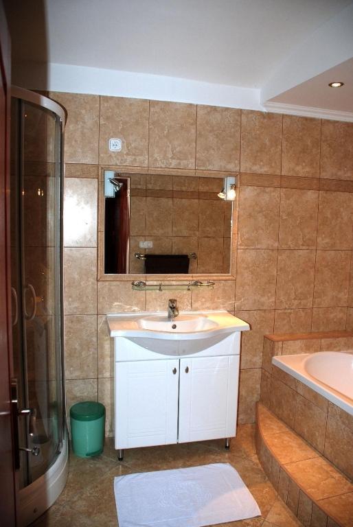 Janus Apartman Sárvár Chambre photo